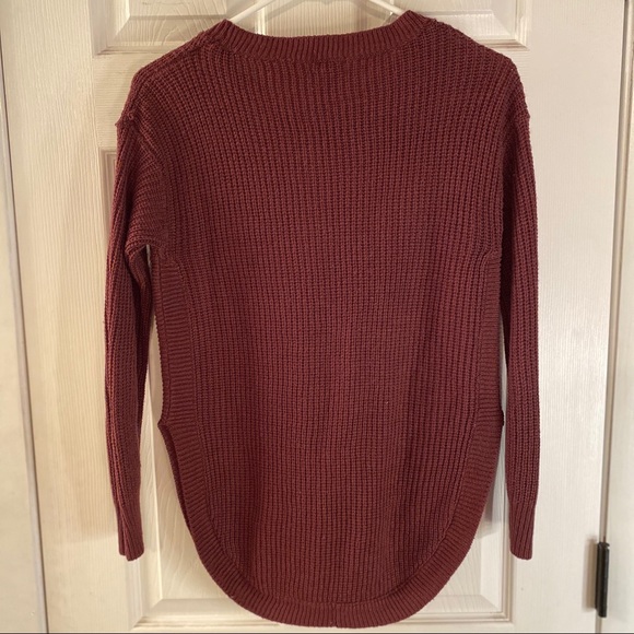 Charlotte Russe Burgundy Waffle Sweater - Picture 5 of 7